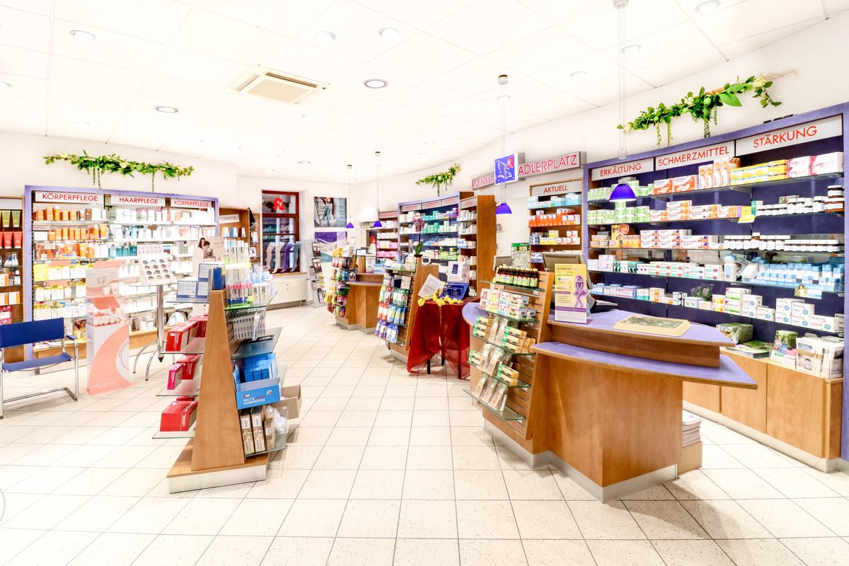 Innenansicht der Apotheke am Adlerplatz